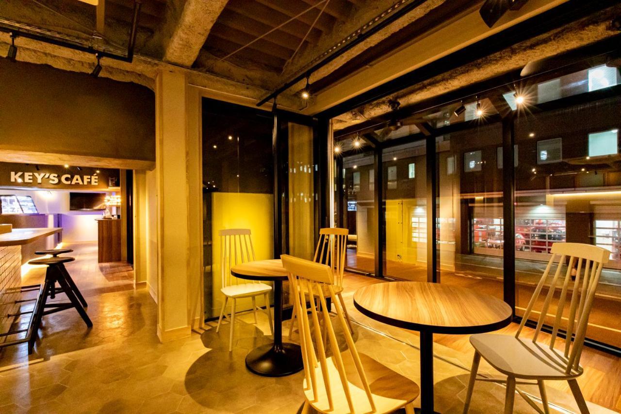 Under Railway Hotel Akihabara Токио Экстерьер фото