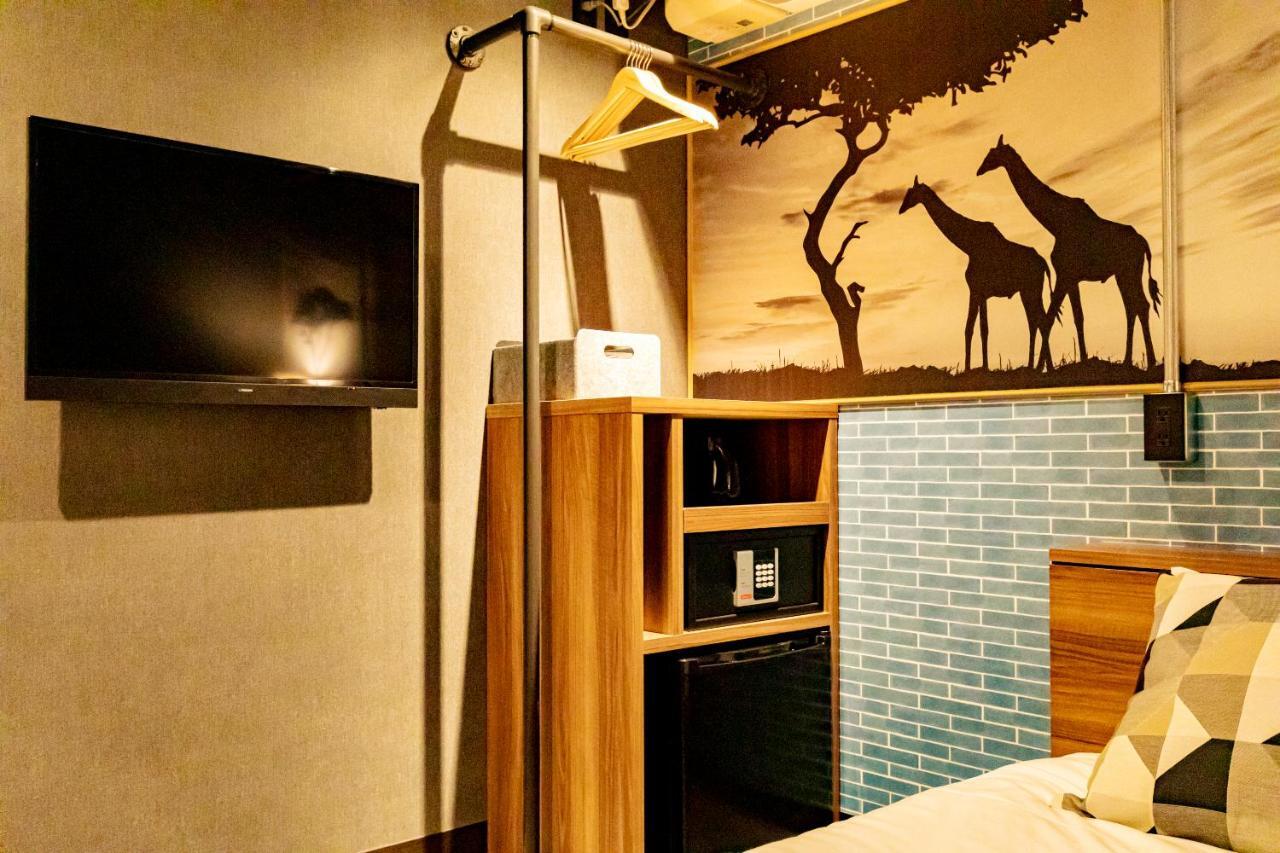 Under Railway Hotel Akihabara Токио Экстерьер фото