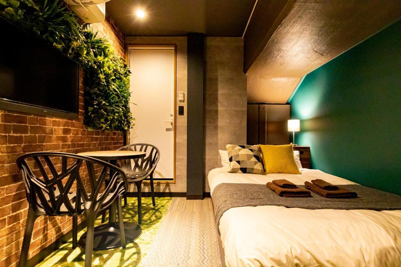 Under Railway Hotel Akihabara Токио Экстерьер фото